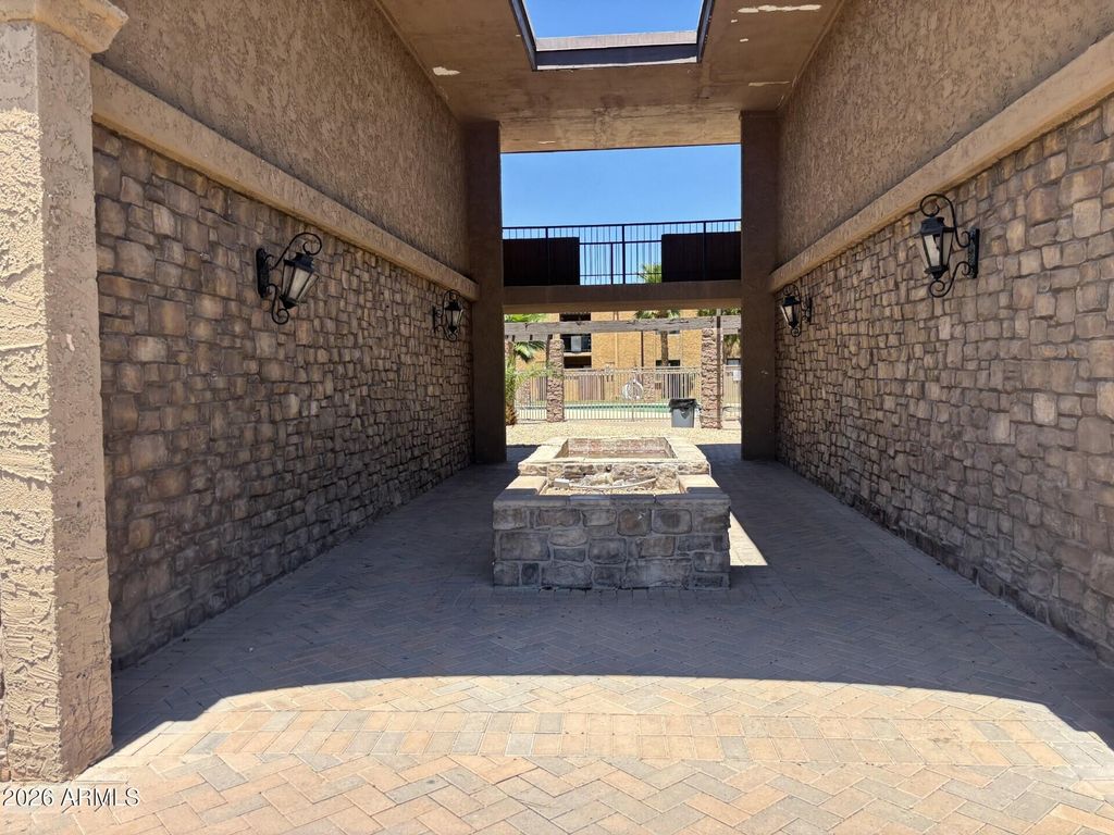 7110 E CONTINENTAL Drive 2026, Scottsdale, AZ 85257 — photo 3
