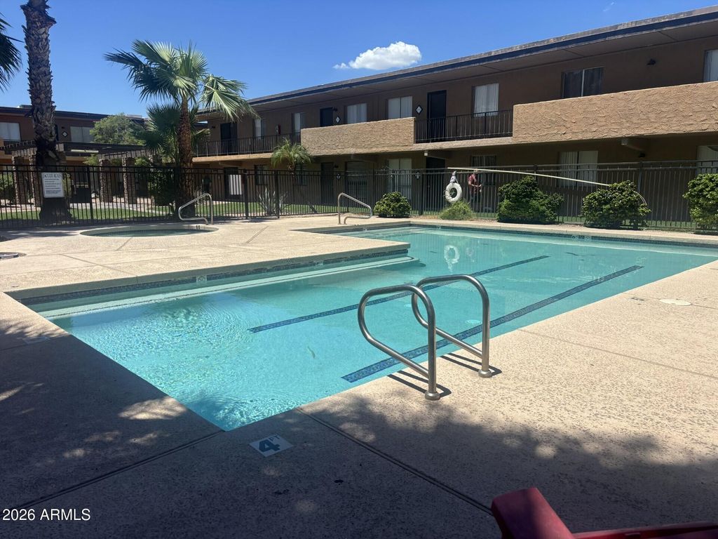 7110 E CONTINENTAL Drive 2026, Scottsdale, AZ 85257 — photo 4