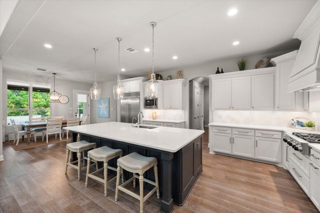 7701 Prairie View Drive, Colleyville, TX 76034