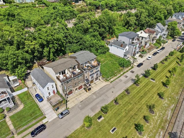 3212 Walworth Avenue, Cincinnati, OH 45226