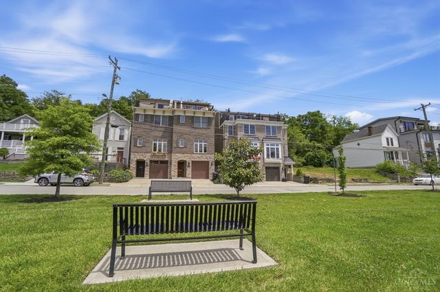 3212 Walworth Avenue, Cincinnati, OH 45226
