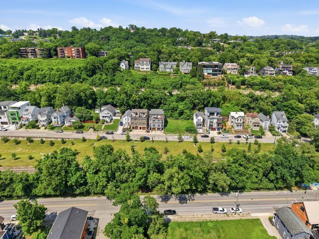 3212 Walworth Avenue, Cincinnati, OH 45226