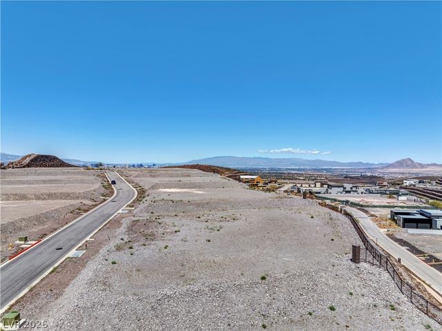 14 Highcrest Court, Henderson, NV 89012