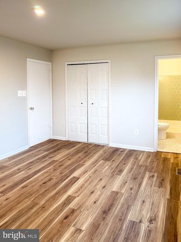 9212 LANDGREEN ST, Manassas, VA 20110