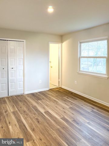 9212 LANDGREEN ST, Manassas, VA 20110