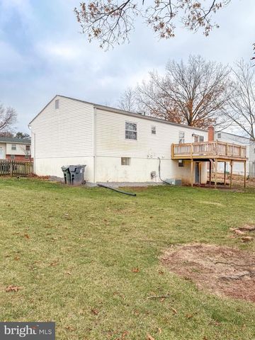 9212 LANDGREEN ST, Manassas, VA 20110