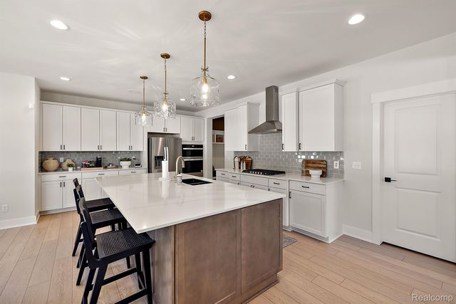 29096 Myles Andrew Drive, Lyon Charter Township, MI 48178