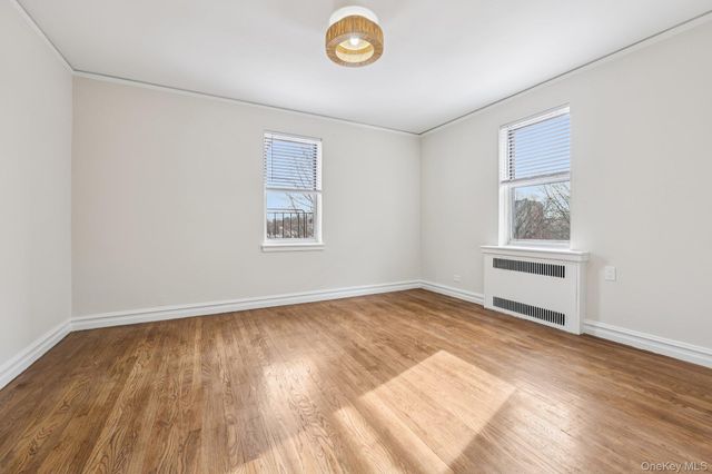 1 Bronxville Road 3S, Bronxville, NY 10708