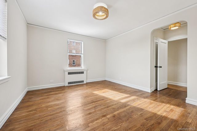 1 Bronxville Road 3S, Bronxville, NY 10708