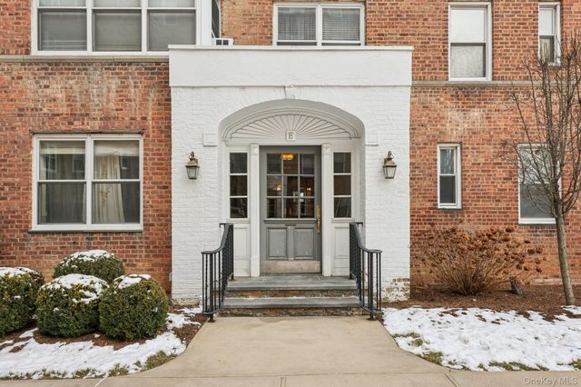 1 Bronxville Road 3S, Bronxville, NY 10708