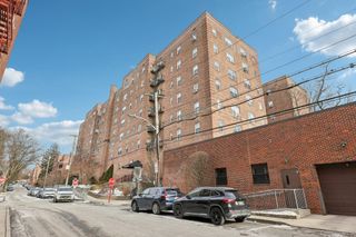 1 Bronxville Road 3S, Bronxville, NY 10708