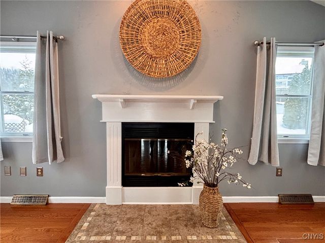 9111 Birch Circle, Marcy, NY 13403