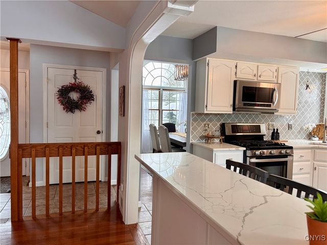 9111 Birch Circle, Marcy, NY 13403