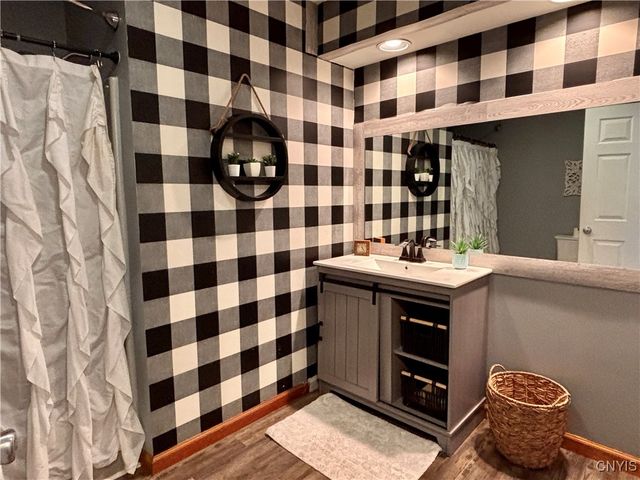 9111 Birch Circle, Marcy, NY 13403