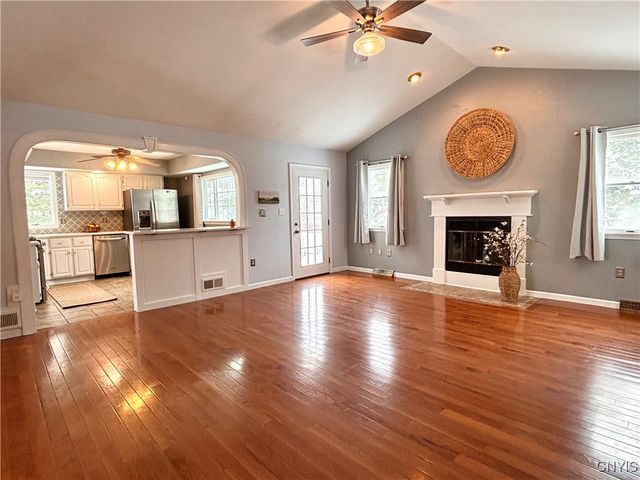 9111 Birch Circle, Marcy, NY 13403