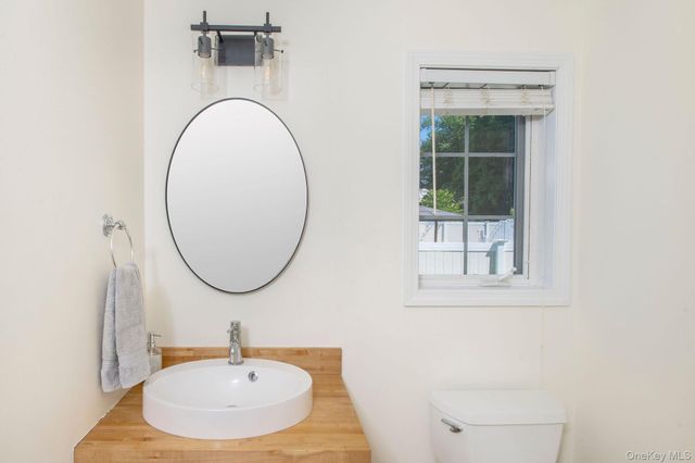 18 Barrett Place, Beacon, NY 12508