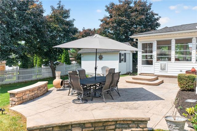 164 Kingsbury Court, Upper Nazareth Twp, PA 18064