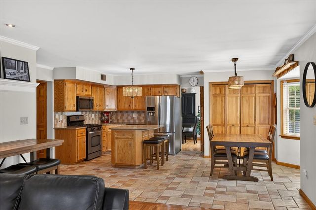 164 Kingsbury Court, Upper Nazareth Twp, PA 18064