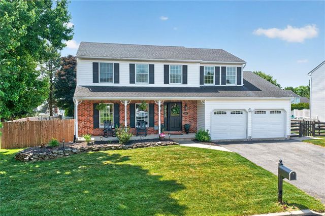 164 Kingsbury Court, Upper Nazareth Twp, PA 18064
