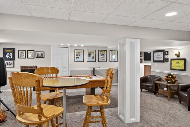 164 Kingsbury Court, Upper Nazareth Twp, PA 18064