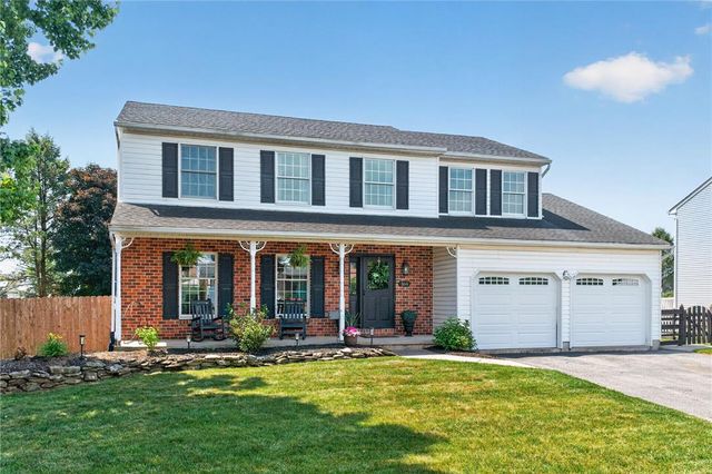 164 Kingsbury Court, Upper Nazareth Twp, PA 18064