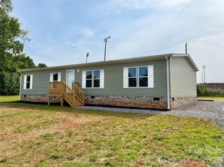 146 Con Lee Drive, Olin, NC 28660
