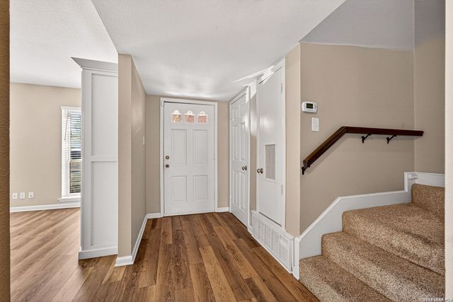 1045 Shook 105 B, Olmos Park, TX 78212