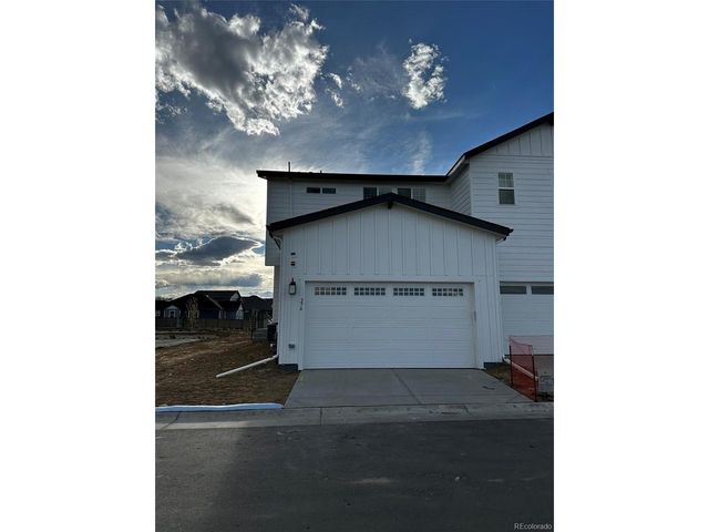 274 Nighthawk St, Erie, CO 80516