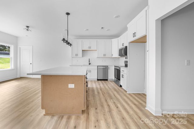 501 Melville Road, Cherryville, NC 28021