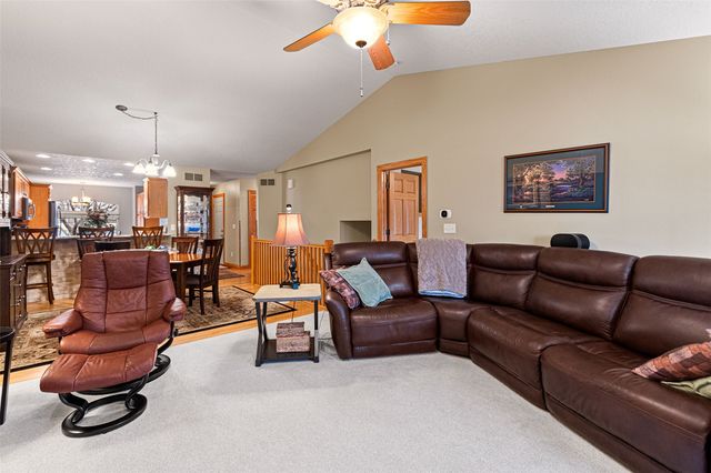 755 Broadmoor Drive, North Liberty, IA 52317