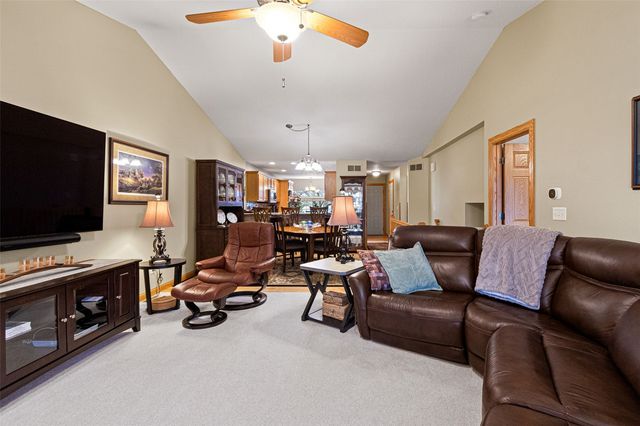 755 Broadmoor Drive, North Liberty, IA 52317