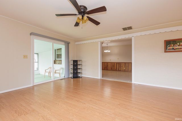 5909 E Robert Street, Muncie, IN 47303