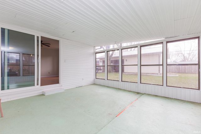 5909 E Robert Street, Muncie, IN 47303