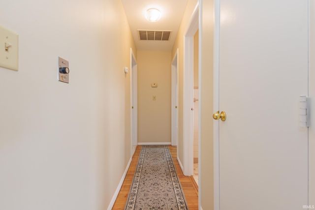 5909 E Robert Street, Muncie, IN 47303