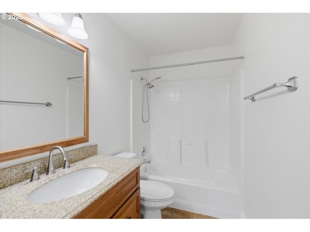4967 Sw ROSEBERRY St, Corvallis, OR 97333