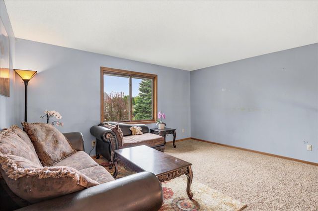 7208 90th Trail N, Brooklyn Park, MN 55445