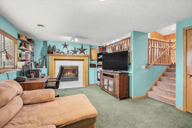 7208 90th Trail N, Brooklyn Park, MN 55445