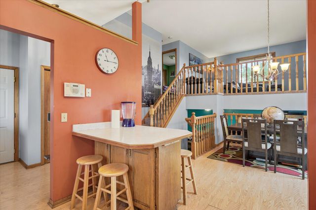 7208 90th Trail N, Brooklyn Park, MN 55445