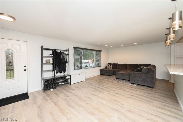 5207 Gargasz Drive, Lorain, OH 44053