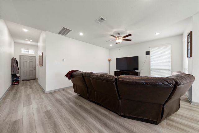 314 State Loop, Troy, TX 76579