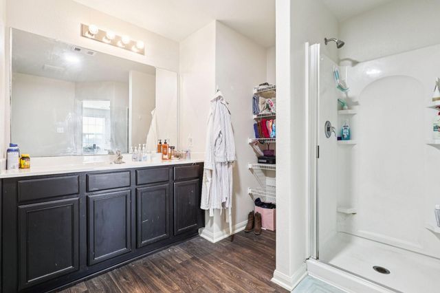 2315 Oyster Bay Avenue, La Marque, TX 77568