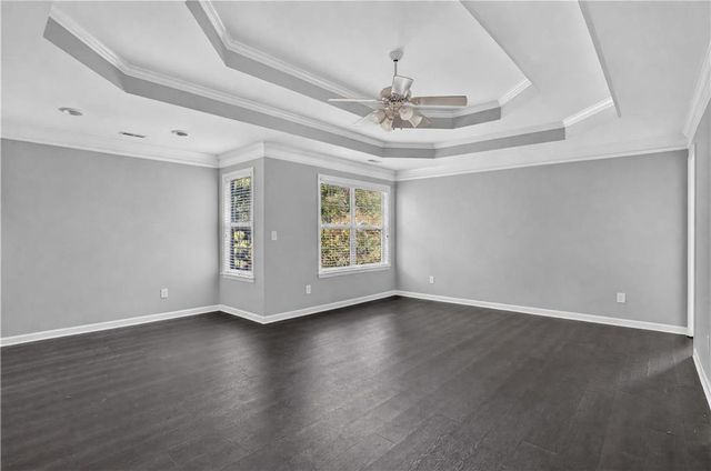 1035 Eagles Brooke Dr, Locust Grove, GA 30248