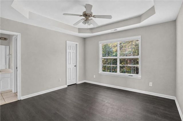 1035 Eagles Brooke Dr, Locust Grove, GA 30248