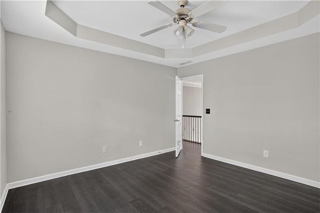 1035 Eagles Brooke Dr, Locust Grove, GA 30248