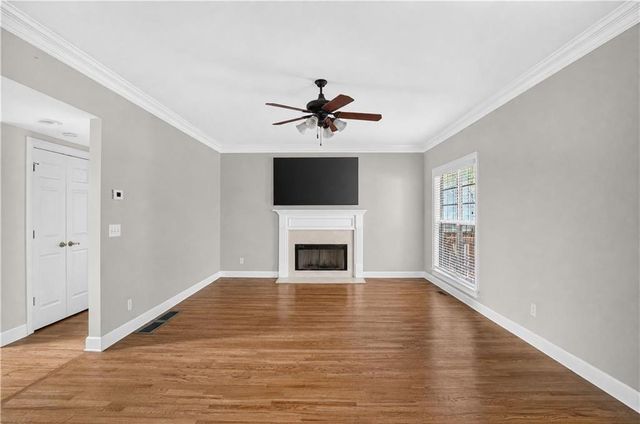1035 Eagles Brooke Dr, Locust Grove, GA 30248