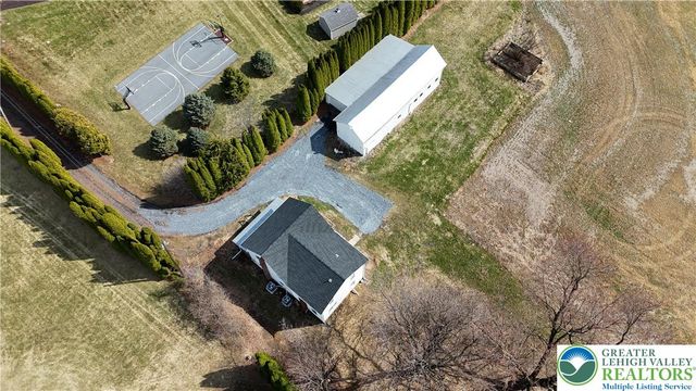 4450 Scheidys Road, Coplay Boro, PA 18037