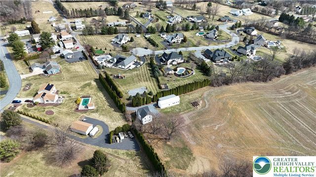 4450 Scheidys Road, Coplay Boro, PA 18037