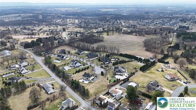 4450 Scheidys Road, Coplay Boro, PA 18037