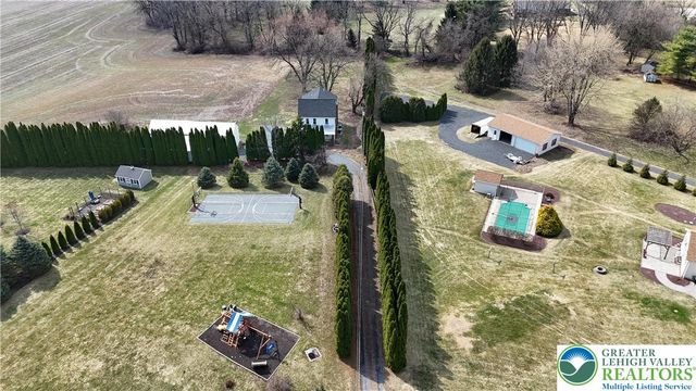4450 Scheidys Road, Coplay Boro, PA 18037