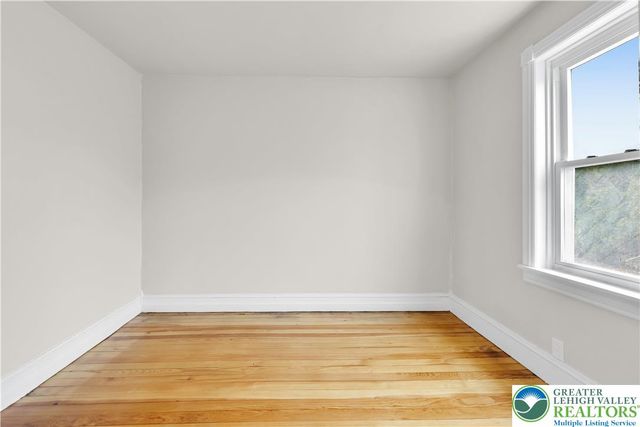 4450 Scheidys Road, Coplay Boro, PA 18037